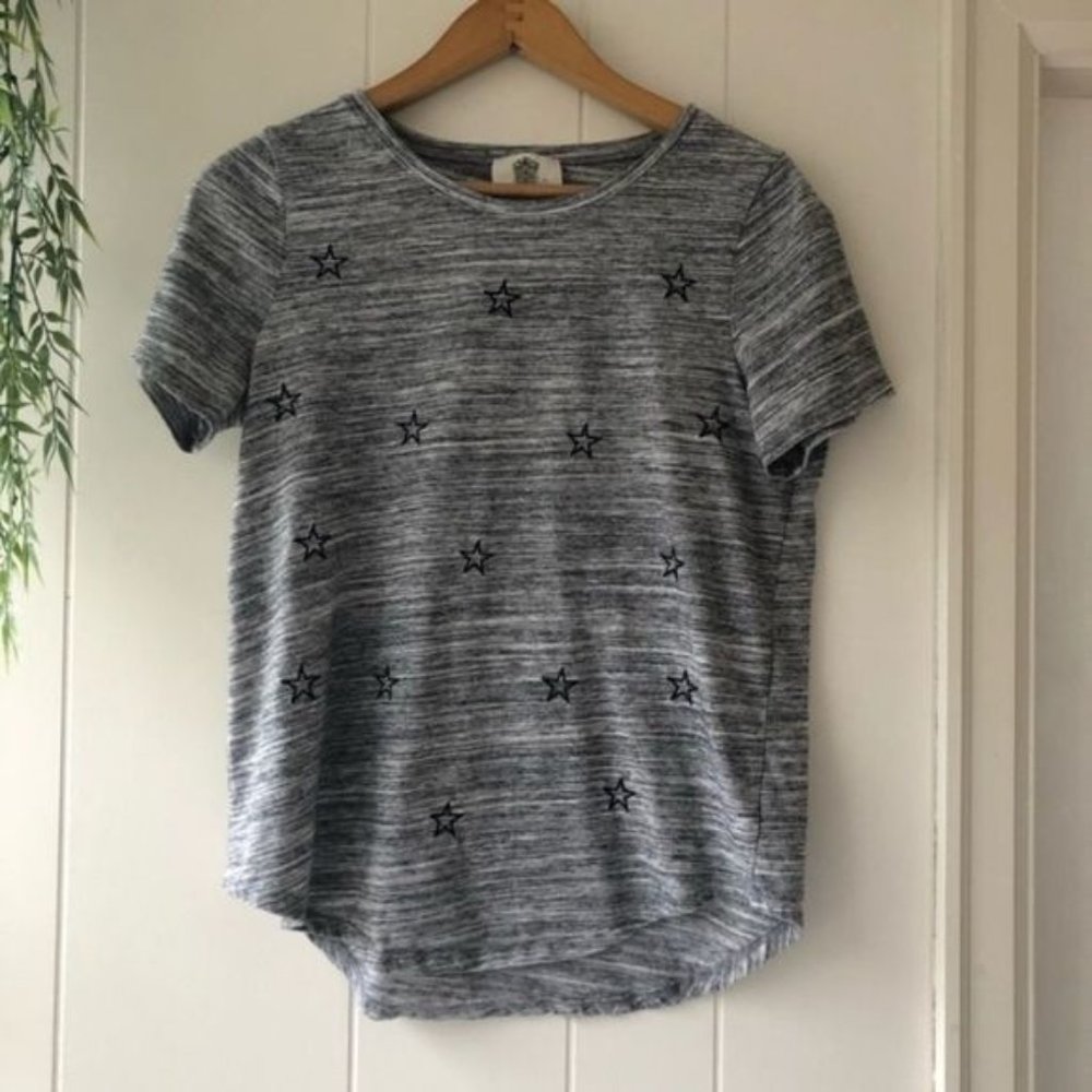 Anthropologie?Lilies?Closet Embroidered Star Tee